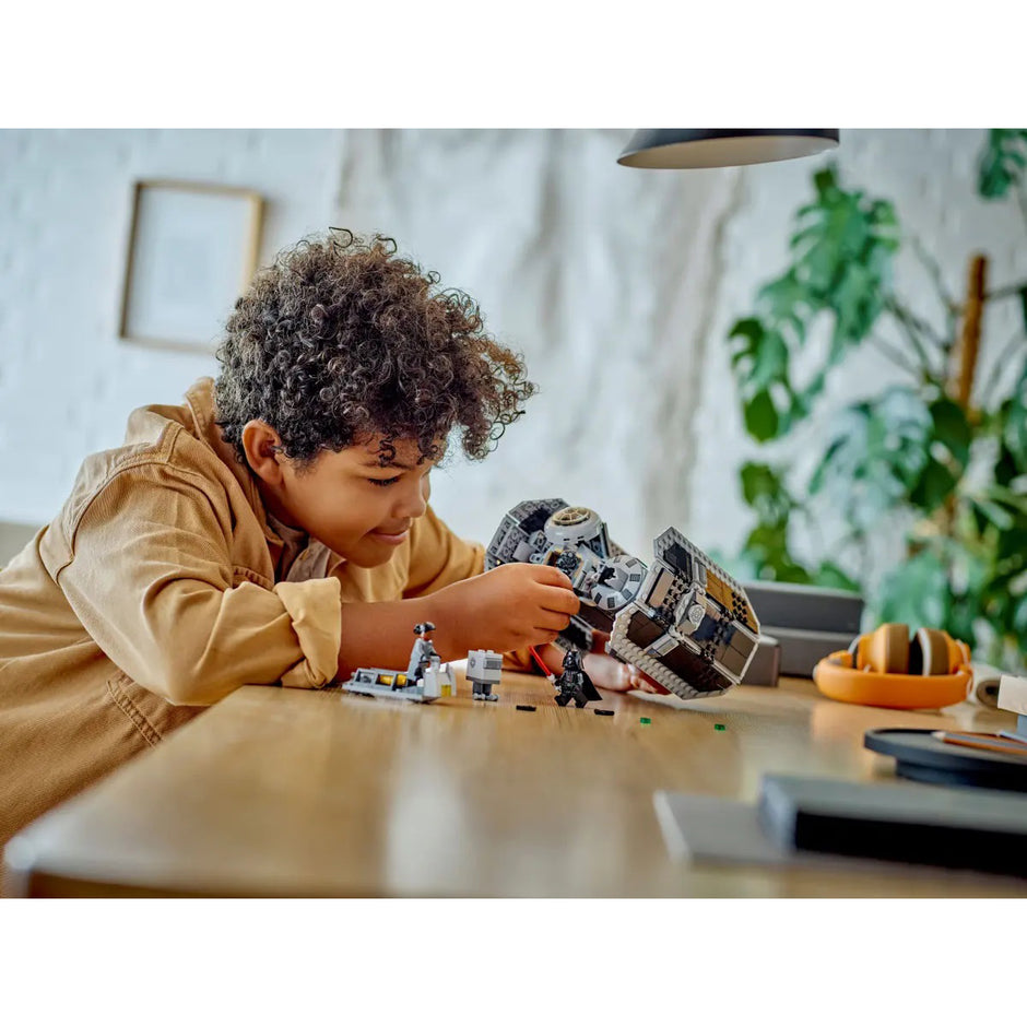 LEGO Star Wars 75347 Bombardeiro TIE