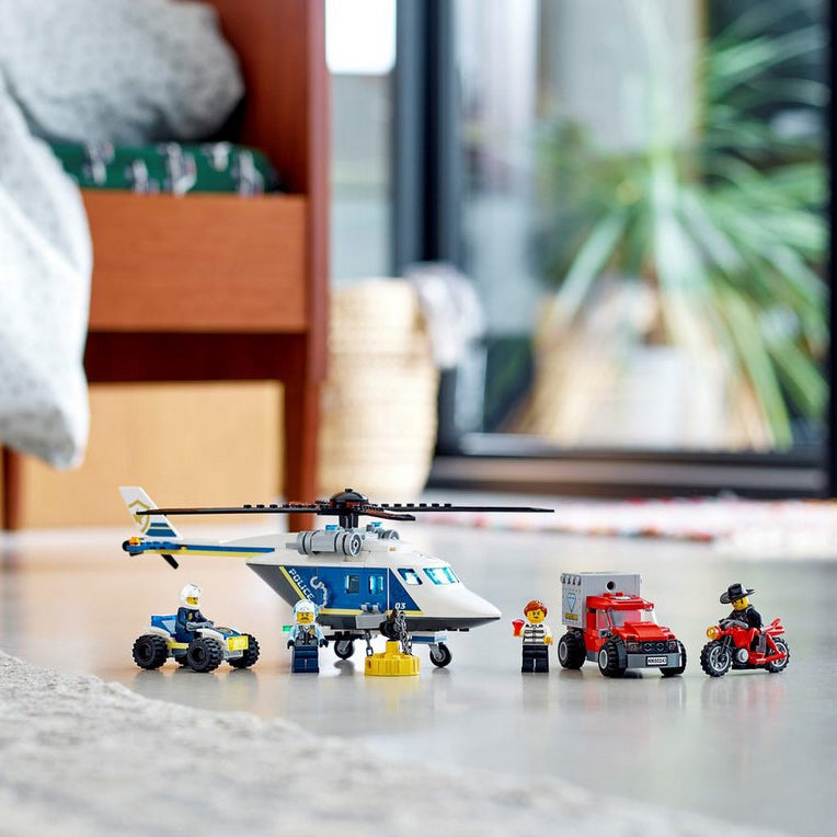 LEGO-City-Police-60243-4