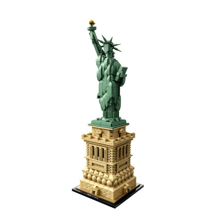 LEGO Architecture 21042 The Statue of Liberty 3