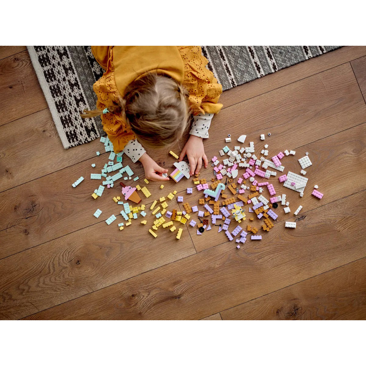 LEGO Classic 11028 Diversão Criativa em Tons Pastel