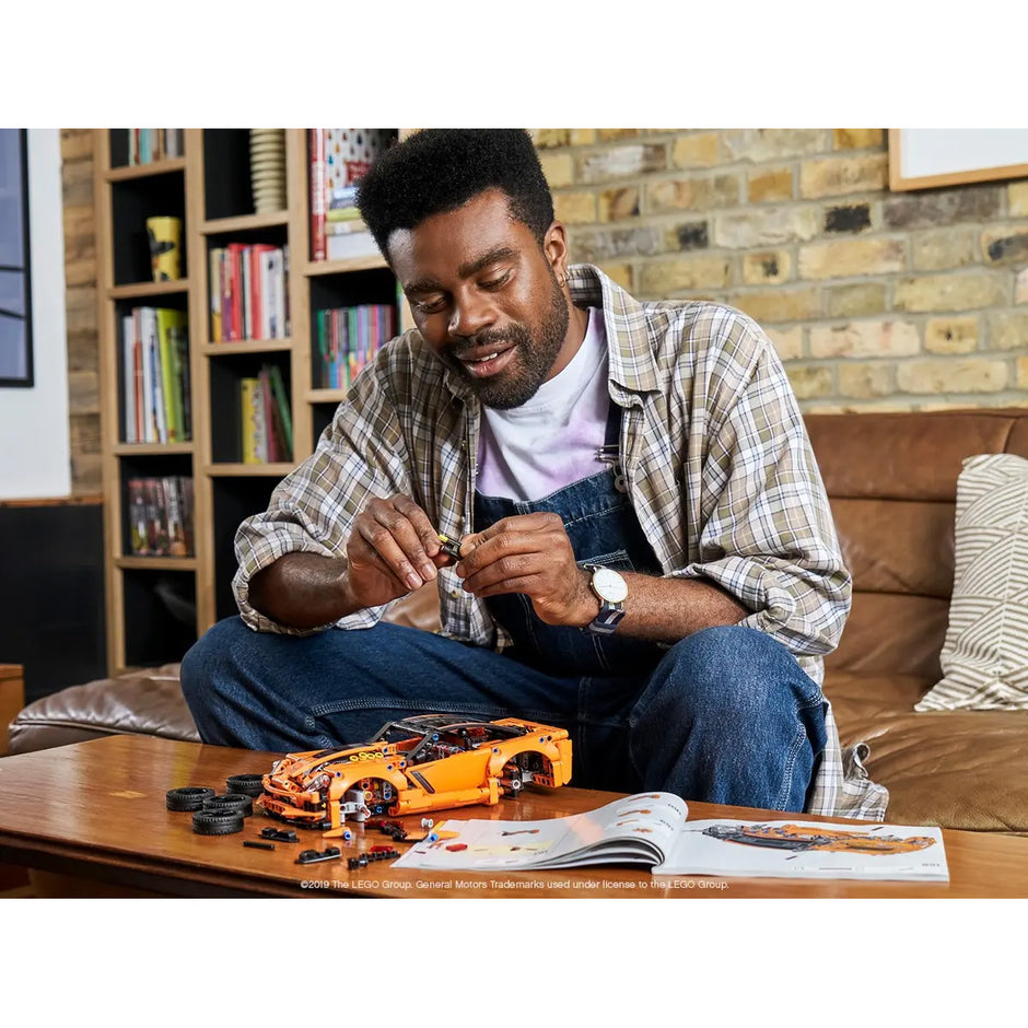 LEGO Technic 42093 Chevrolet Corvette ZR1