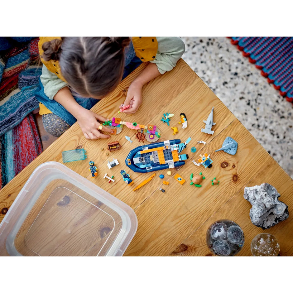 LEGO 60377 Barco de Mergulho Explorador