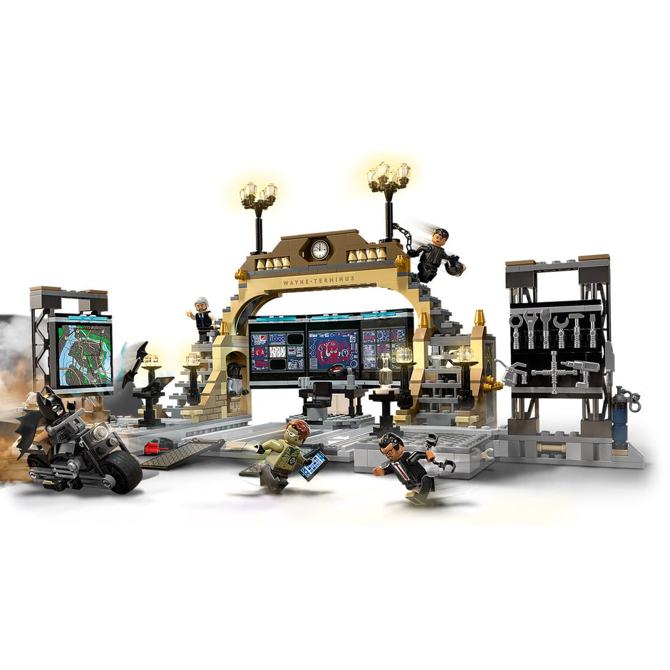 LEGO Batman 76183 Batcave: O Confronto com o Riddler