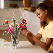 LEGO 10342 Buquê de Flores Cor-de-Rosa Elegante