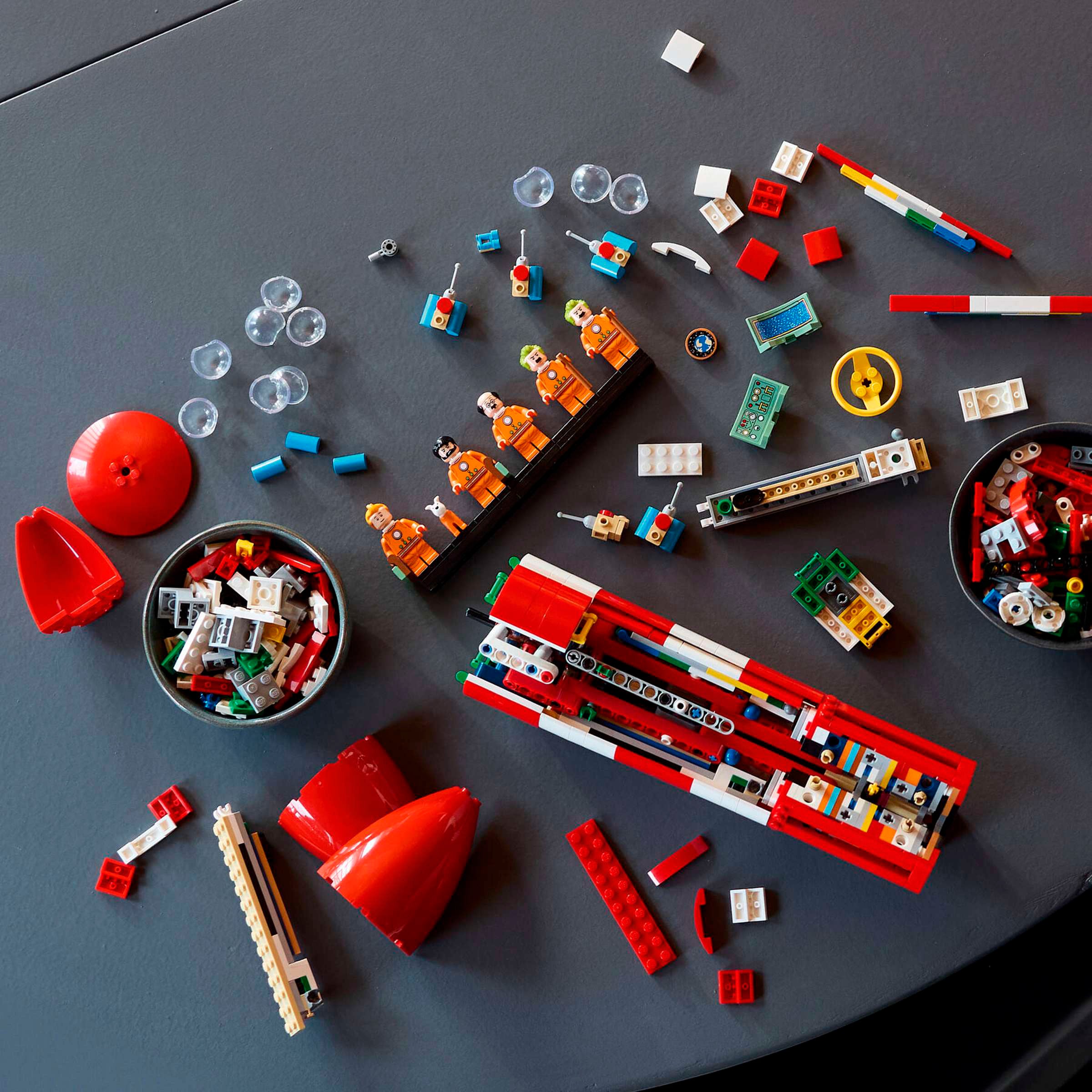 LEGO 21367 Foguetão Lunar de Tintin®