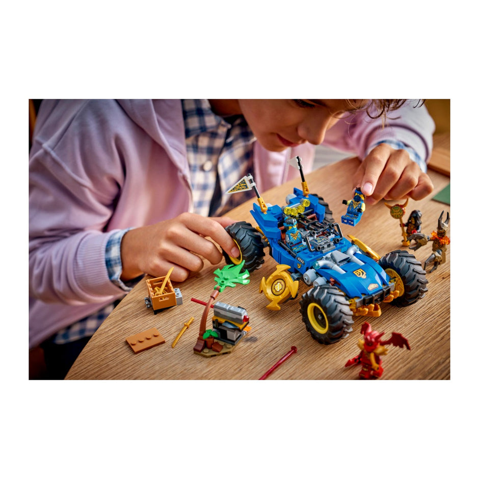 LEGO 71856 Carro Transformável do Jay, em uso, vista 2, Estado d'Alma