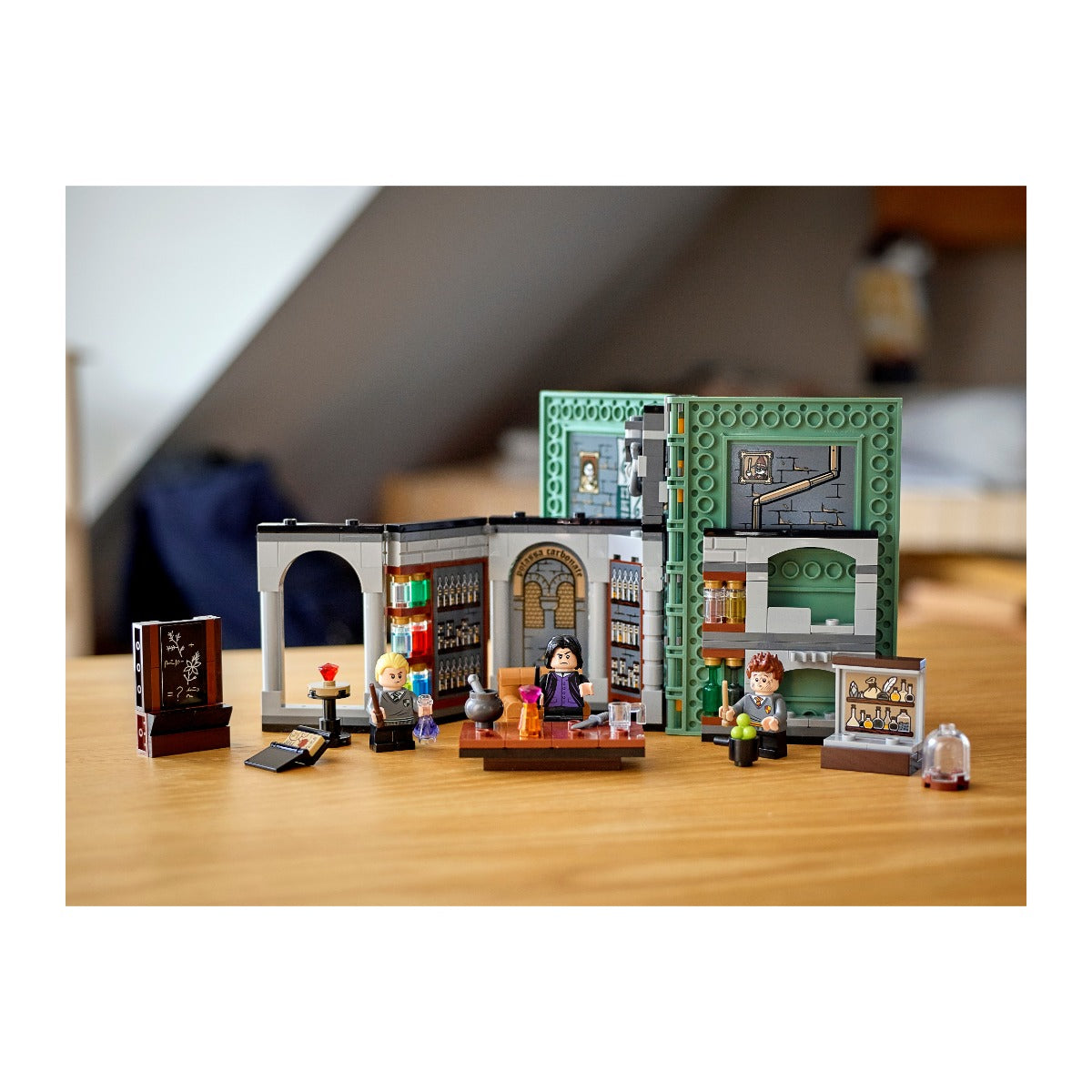 LEGO 76383 Momento Hogwarts: Aula de Poções, brincadeira, Estado d'Alma