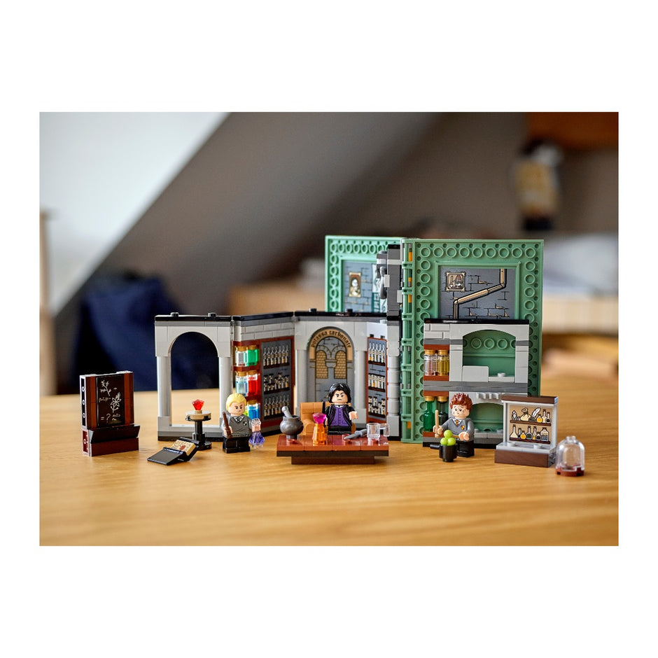 LEGO 76383 Momento Hogwarts: Aula de Poções, brincadeira, Estado d'Alma