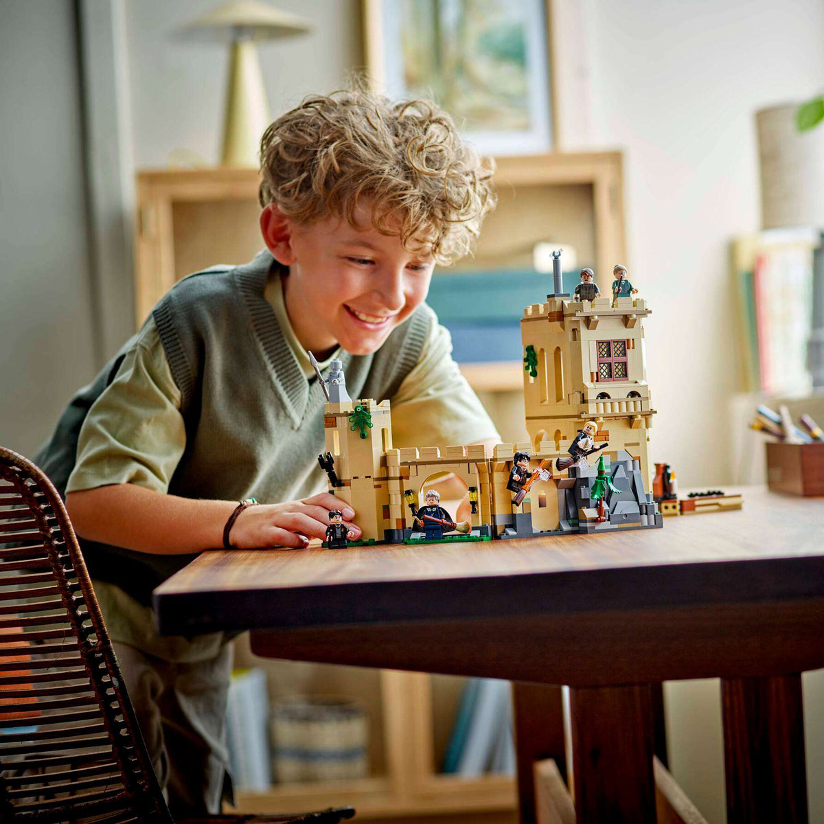 LEGO 76447 Harry Potter Castelo de Hogwarts Aulas de Voo - imagem 9